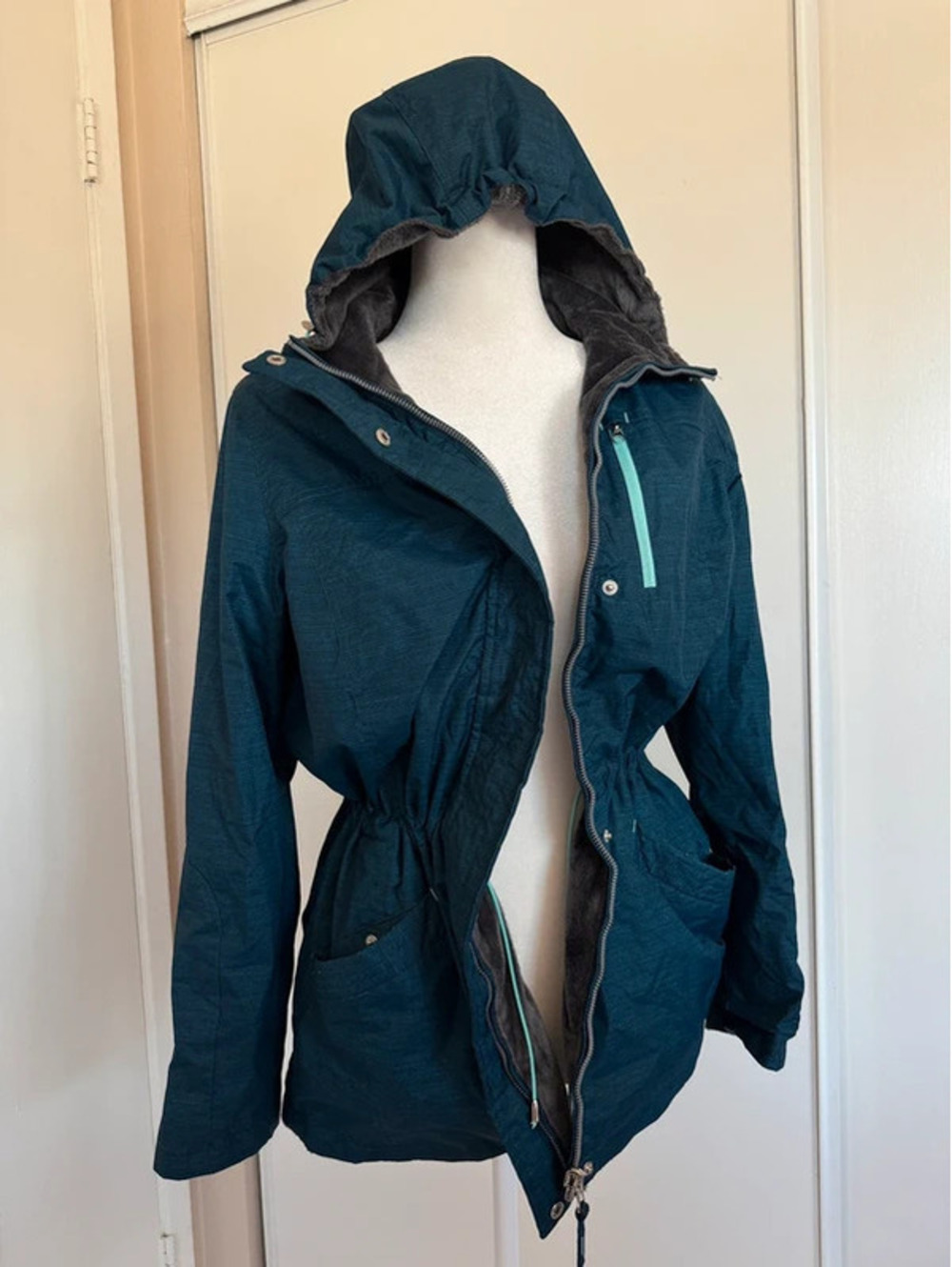 Basic winter coat